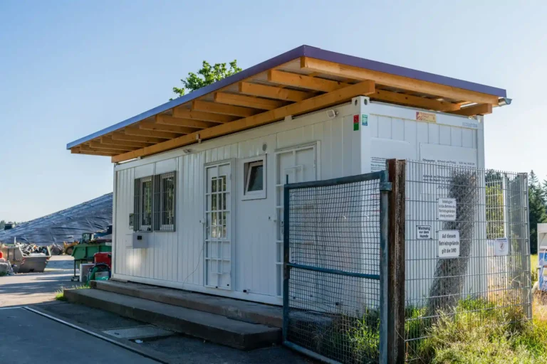 Recyclinghof seitlich